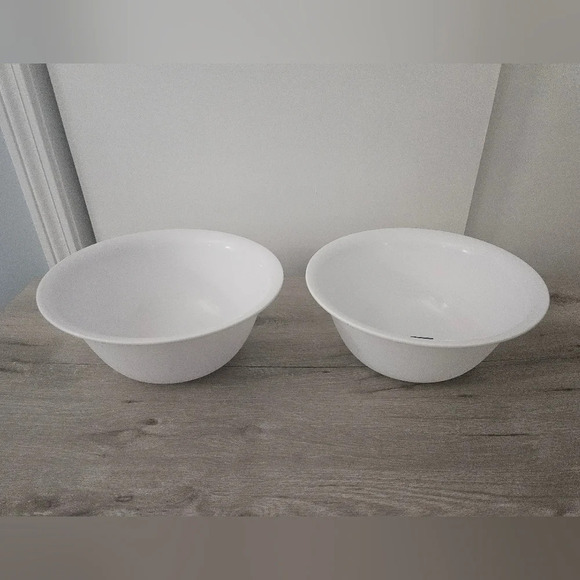 Other - 8 Qt Sterilite Mixing Bowls BWT